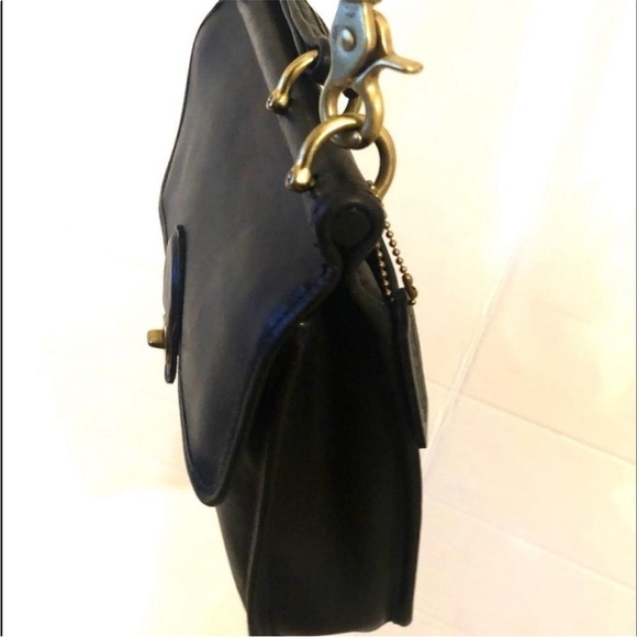 Vintage Coach Willis black leather crossbody bag - Picture 5 of 15